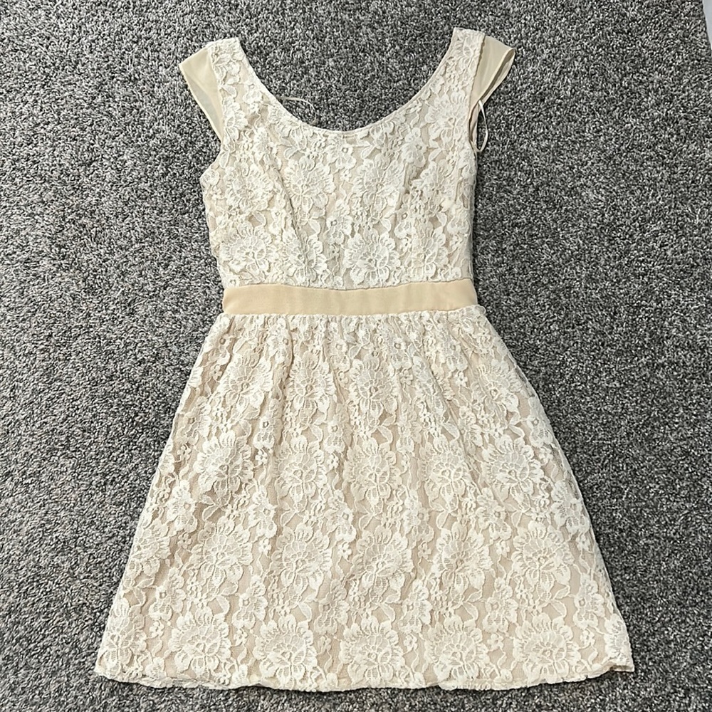 American eagle ivory lace mini dress size 2